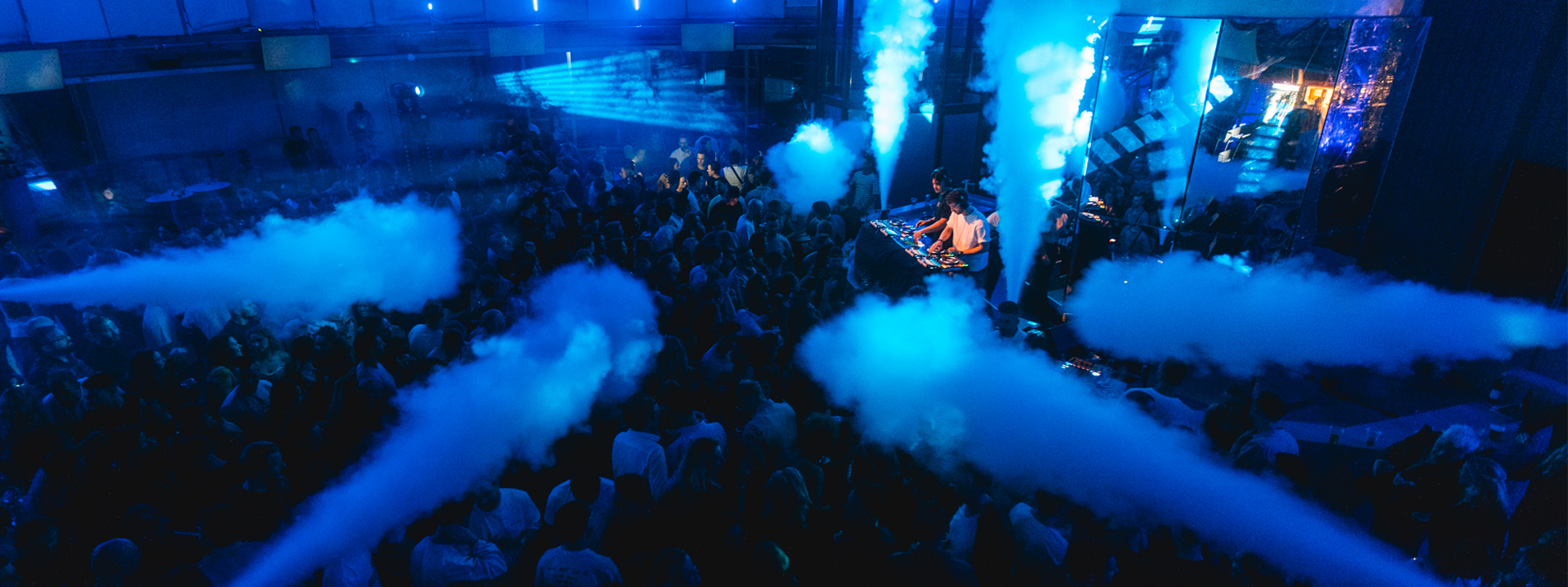 Introducing the Future of Smoke Effects: The MAGICFX ECO2JET